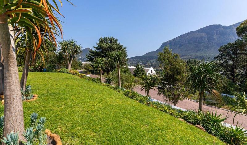 4 Bedroom Property for Sale in Hout Bay Western Cape